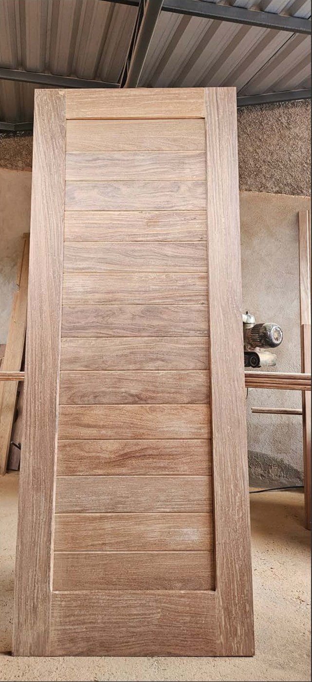 Porta Lambri — Alfa Marcenaria, marcenaria sob medida em Itabirito/MG
